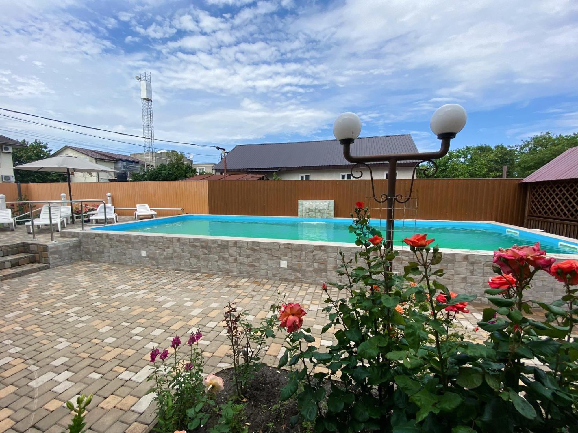 Solnechnaia Dacha Aparthotel Zatoka Kültér fotó
