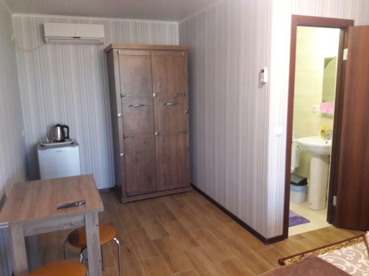 Solnechnaia Dacha Aparthotel Zatoka Kültér fotó