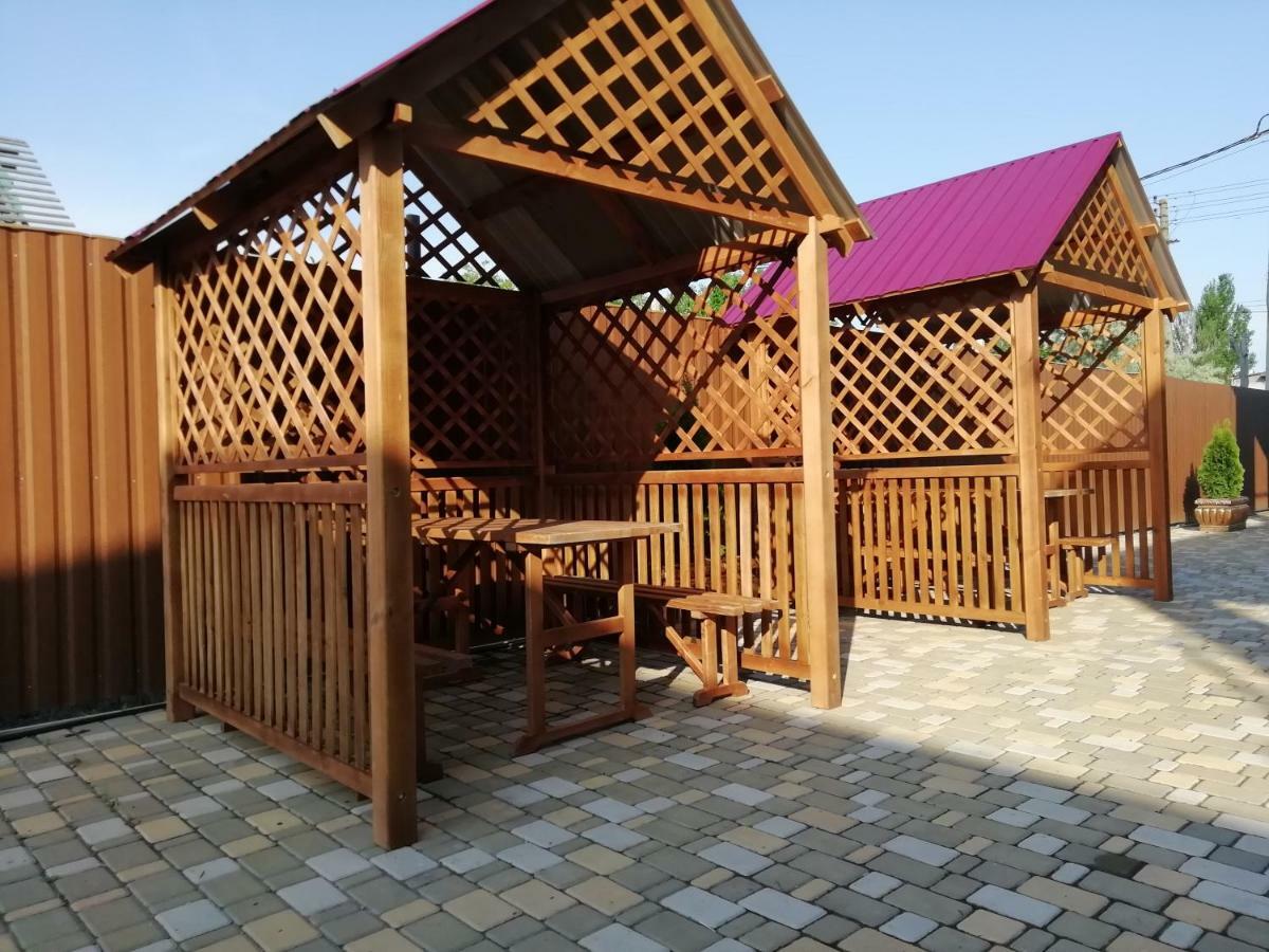 Solnechnaia Dacha Aparthotel Zatoka Kültér fotó