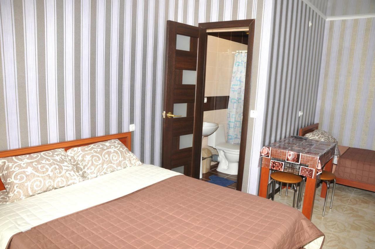 Solnechnaia Dacha Aparthotel Zatoka Kültér fotó